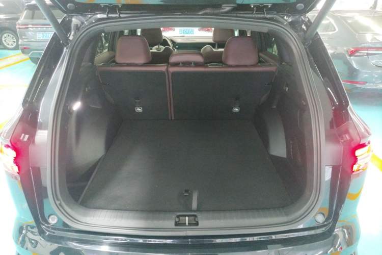 Used Geely Auto Monjaro L 2021 2.0TD DCT EVO Two-Wheel Drive Smart Luxury Version Trunk