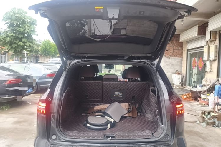 Used Geely Auto Monjaro L 2021 2.0TD High-Power Automatic All-Wheel-Drive Flagship Version Trunk