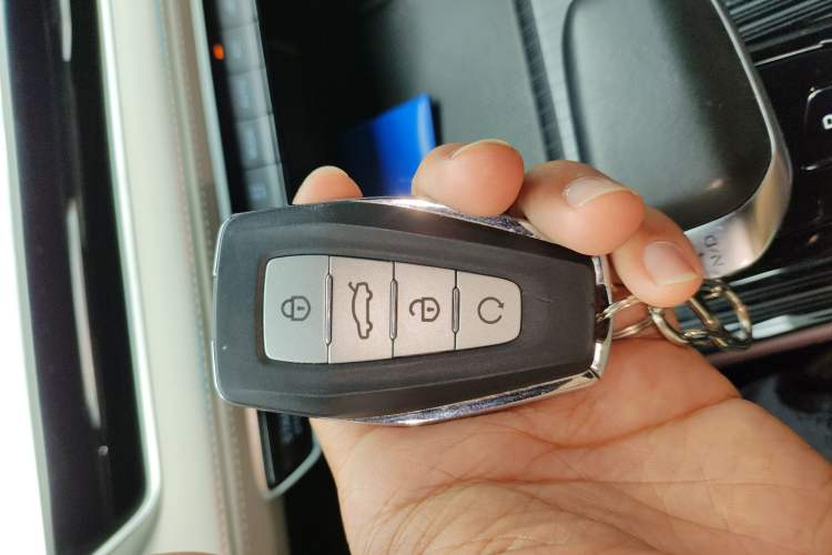Used Geely Auto Monjaro L 2021 2.0TD DCT EVO Two-Wheel Drive Prestige Version Vehicle Key