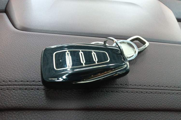 Used Geely Auto Monjaro L 2021 2.0TD DCT EVO Two-Wheel Drive Prestige Version Vehicle Key