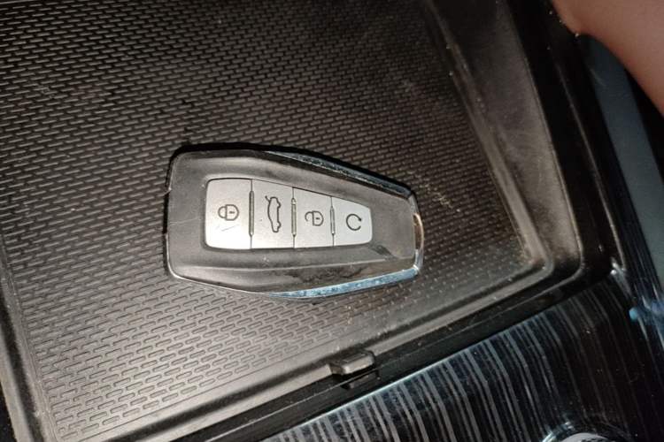 Used Geely Auto Monjaro L 2021 2.0TD DCT EVO Two-Wheel Drive Prestige Version Vehicle Key