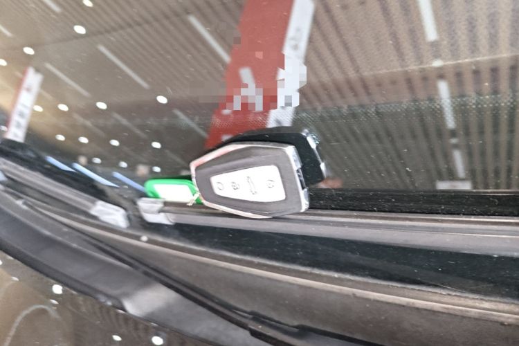 Used Geely Auto Monjaro L 2021 2.0TD High-Power Automatic All-Wheel-Drive Flagship Version Vehicle Key