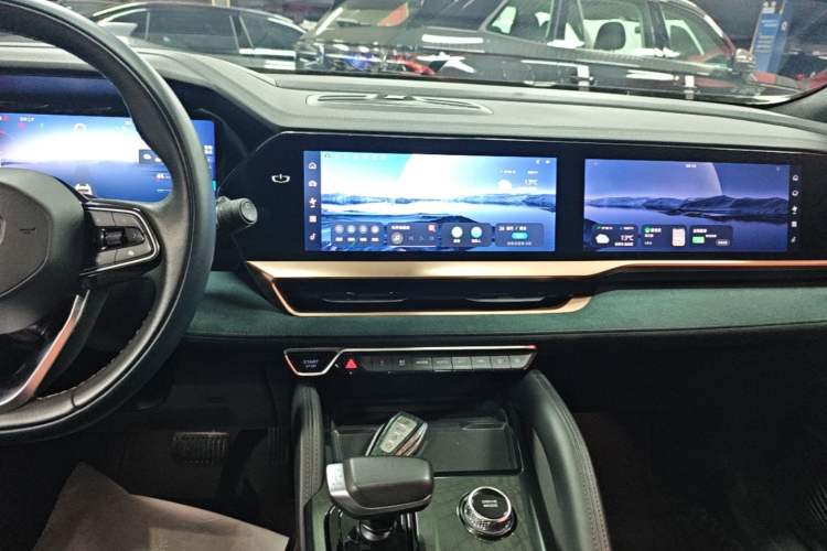 Used Geely Auto Monjaro L 2021 2.0TD DCT EVO Two-Wheel-Drive Flagship Version Audio And AC Panel