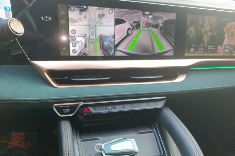 Used Geely Auto Monjaro L 2021 2.0TD High-Power Automatic All-Wheel-Drive Flagship Version Audio And AC Panel