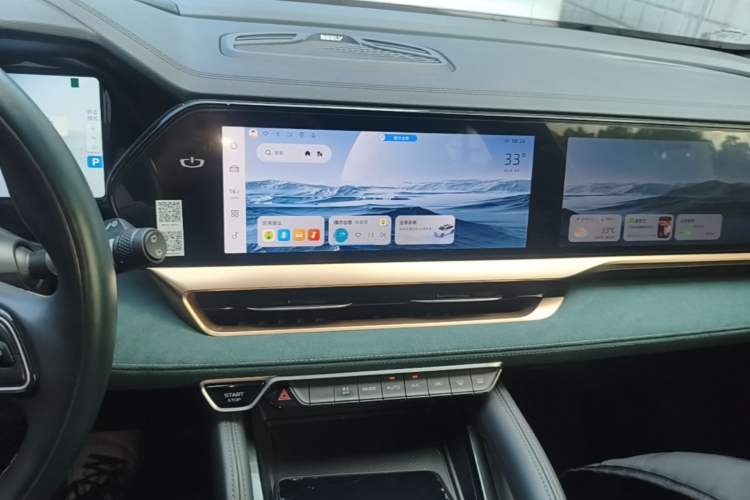 Used Geely Auto Monjaro L 2021 2.0TD DCT EVO Two-Wheel Drive Prestige Version Audio And AC Panel