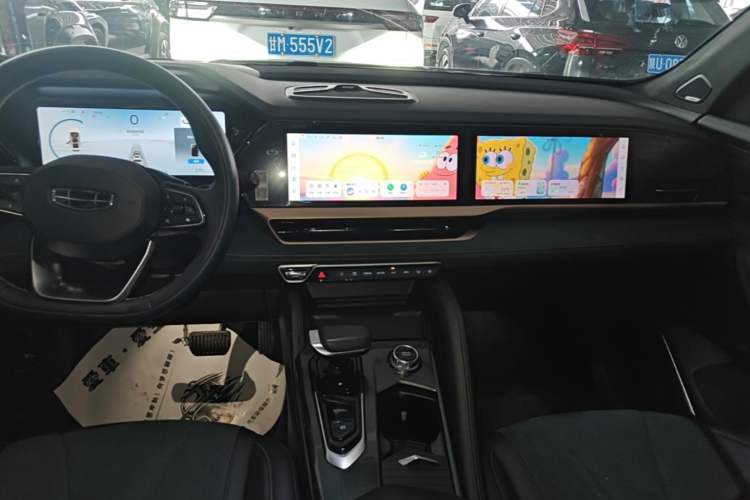 Used Geely Auto Monjaro L 2021 2.0TD DCT EVO Two-Wheel Drive Smart Luxury Version Audio And AC Panel
