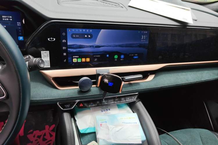 Used Geely Auto Monjaro L 2021 2.0TD High-Power Automatic All-Wheel-Drive Flagship Version Audio And AC Panel