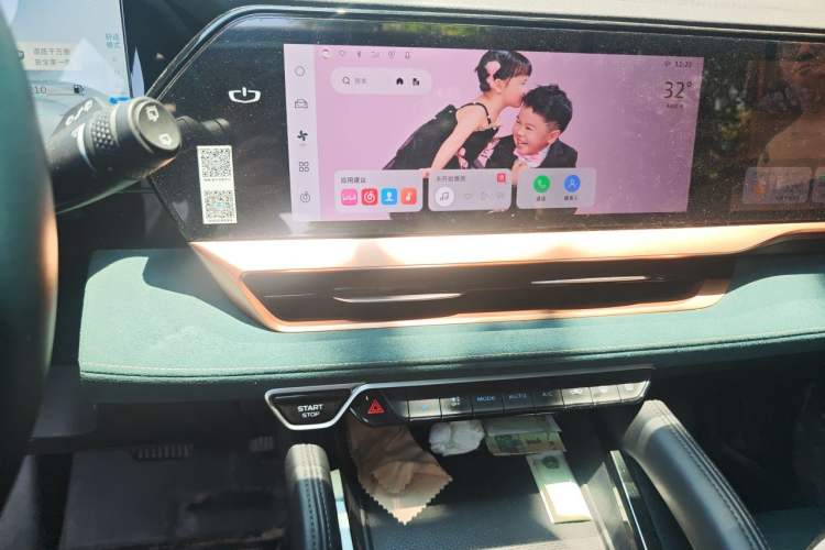 Used Geely Auto Monjaro L 2021 2.0TD DCT EVO Two-Wheel Drive Prestige Version Audio And AC Panel