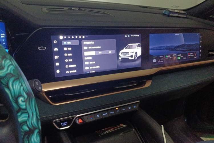 Used Geely Auto Monjaro L 2021 2.0TD High-Power Automatic All-Wheel-Drive Flagship Version Audio And AC Panel