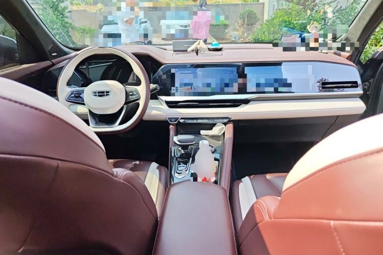 Used Geely Auto Monjaro L 2021 2.0TD DCT EVO Two-Wheel-Drive Flagship Version Center Console