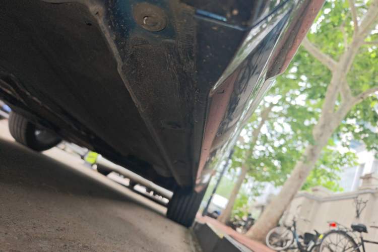 Used Geely Auto Monjaro L 2021 2.0TD DCT EVO Two-Wheel Drive Prestige Version Chassis Front Left