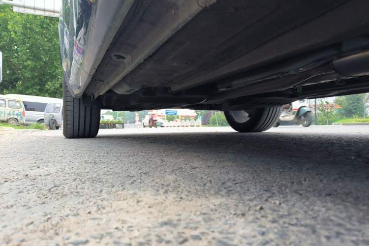 Used Geely Auto Monjaro L 2021 2.0TD DCT EVO Two-Wheel Drive Prestige Version Chassis Front Right
