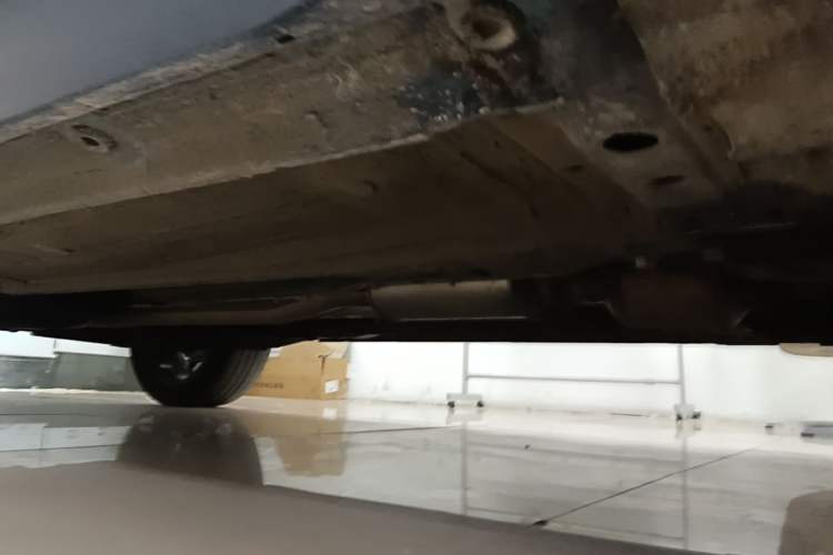 Used Geely Auto Monjaro L 2021 2.0TD DCT EVO Two-Wheel Drive Smart Luxury Version Chassis Front Right