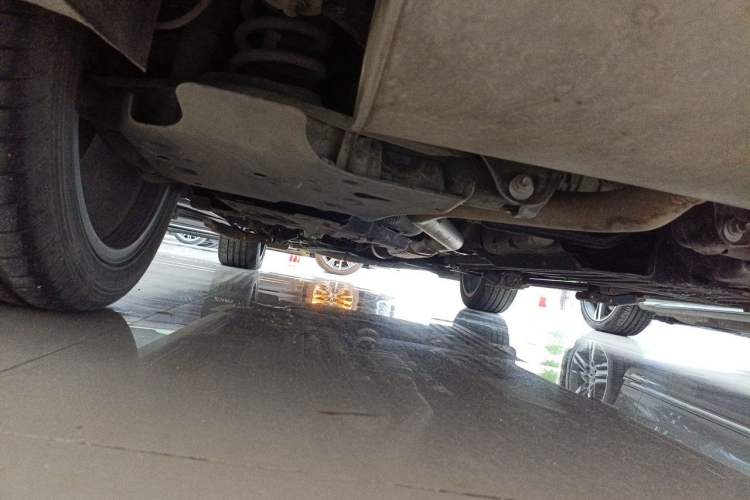 Used Geely Auto Monjaro L 2021 2.0TD High-Power Automatic All-Wheel-Drive Flagship Version Chassis Rear Left