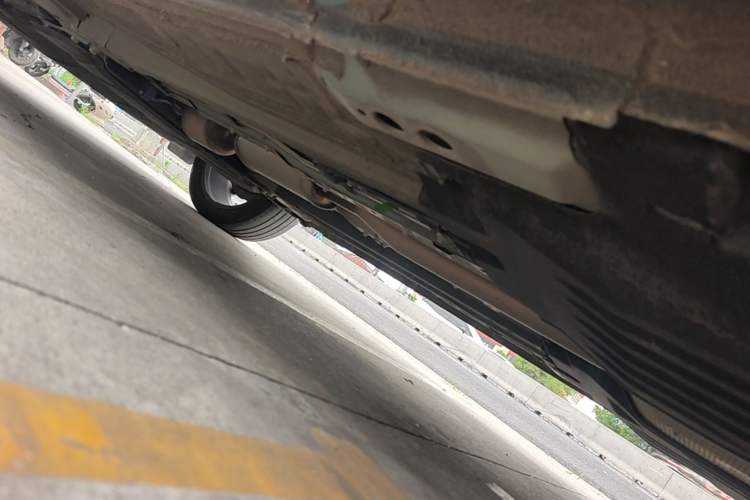 Used Geely Auto Monjaro L 2021 2.0TD DCT EVO Two-Wheel Drive Prestige Version Chassis Rear Left