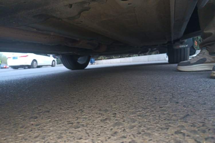 Used Geely Auto Monjaro L 2021 2.0TD DCT EVO Two-Wheel Drive Prestige Version Chassis Rear Right