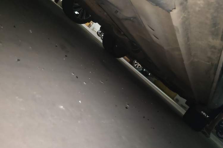 Used Geely Auto Monjaro L 2021 2.0TD DCT EVO Two-Wheel Drive Prestige Version Chassis Rear Right