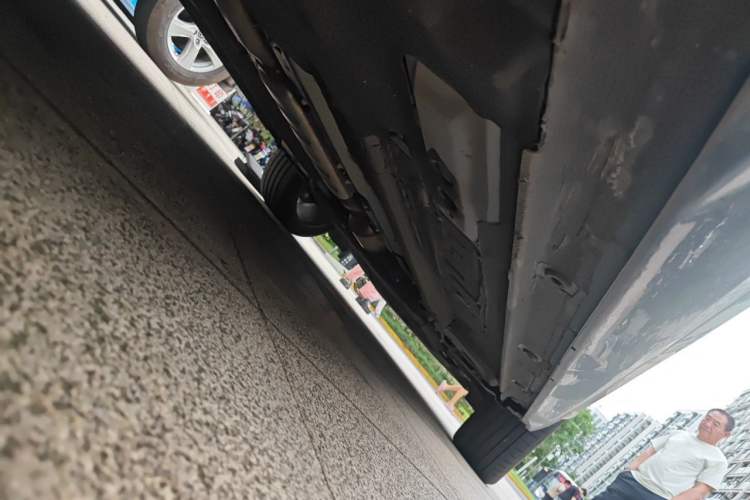 Used Geely Auto Monjaro L 2021 2.0TD High-Power Automatic All-Wheel-Drive Flagship Version Chassis Rear Right