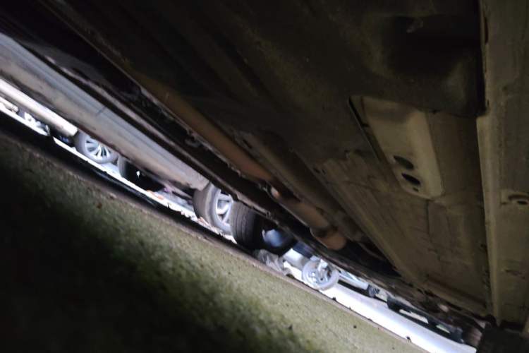 Used Geely Auto Monjaro L 2021 2.0TD DCT EVO Two-Wheel Drive Prestige Version Chassis Rear Right