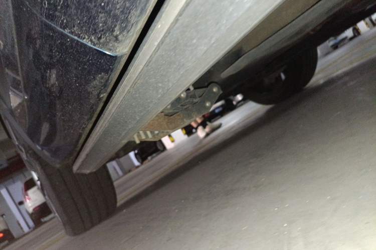 Used Geely Auto Monjaro L 2021 2.0TD High-Power Automatic All-Wheel-Drive Flagship Version Chassis Rear Right