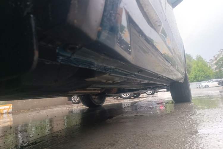 Used Geely Auto Monjaro L 2021 2.0TD High-Power Automatic All-Wheel-Drive Flagship Version Chassis Rear Right