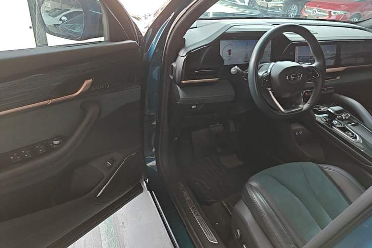 Used Geely Auto Monjaro L 2021 2.0TD DCT EVO Two-Wheel Drive Smart Luxury Version Driver Seat