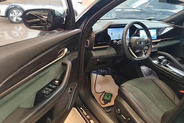 Used Geely Auto Monjaro L 2021 2.0TD High-Power Automatic All-Wheel Drive Luxury Version Driver Seat