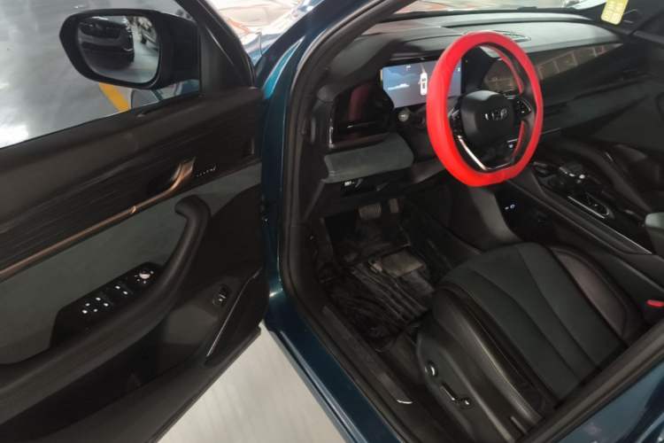 Used Geely Auto Monjaro L 2021 2.0TD High-Power Automatic All-Wheel Drive Luxury Version Driver Seat