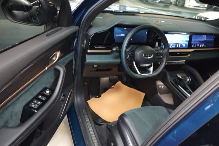 Used Geely Auto Monjaro L 2021 2.0TD High-Power Automatic All-Wheel-Drive Flagship Version Driver Seat