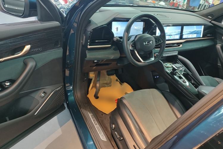 Used Geely Auto Monjaro L 2021 2.0TD High-Power Automatic All-Wheel Drive Luxury Version Driver Seat
