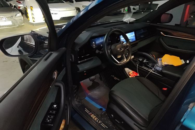 Used Geely Auto Monjaro L 2021 2.0TD High-Power Automatic All-Wheel Drive Luxury Version Driver Seat