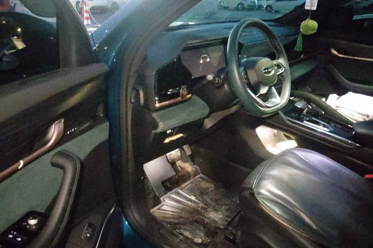 Used Geely Auto Monjaro L 2021 2.0TD High-Power Automatic All-Wheel-Drive Flagship Version Driver Seat
