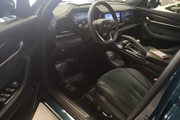 Used Geely Auto Monjaro L 2021 2.0TD DCT EVO Two-Wheel Drive Prestige Version Driver Seat