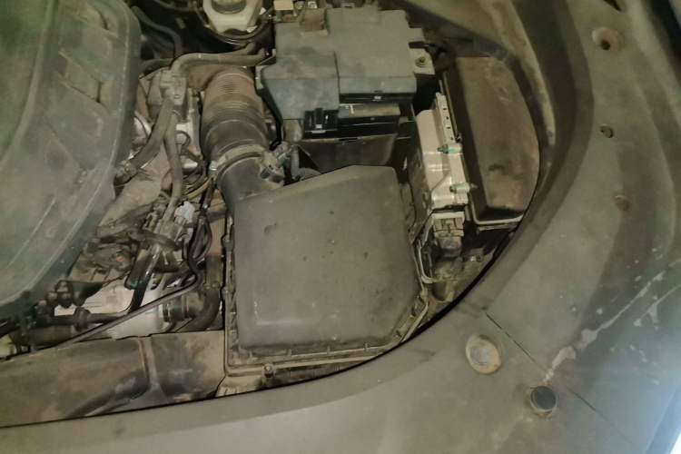 Used Geely Auto Monjaro L 2021 2.0TD DCT EVO Two-Wheel-Drive Flagship Version Engine Bay Left