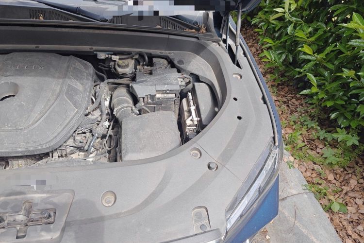 Used Geely Auto Monjaro L 2021 2.0TD DCT EVO Two-Wheel Drive Prestige Version Engine Bay Left