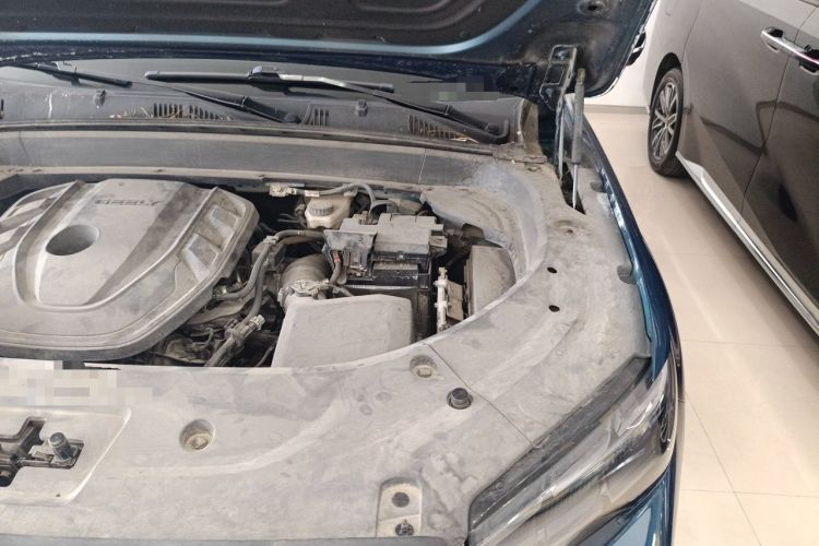 Used Geely Auto Monjaro L 2021 2.0TD High-Power Automatic All-Wheel-Drive Flagship Version Engine Bay Left