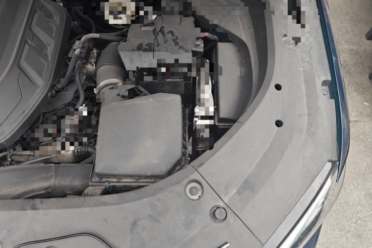 Used Geely Auto Monjaro L 2021 2.0TD DCT EVO Two-Wheel Drive Prestige Version Engine Bay Left