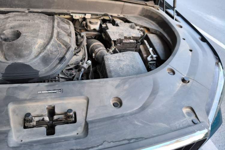 Used Geely Auto Monjaro L 2021 2.0TD DCT EVO Two-Wheel Drive Smart Luxury Version Engine Bay Left
