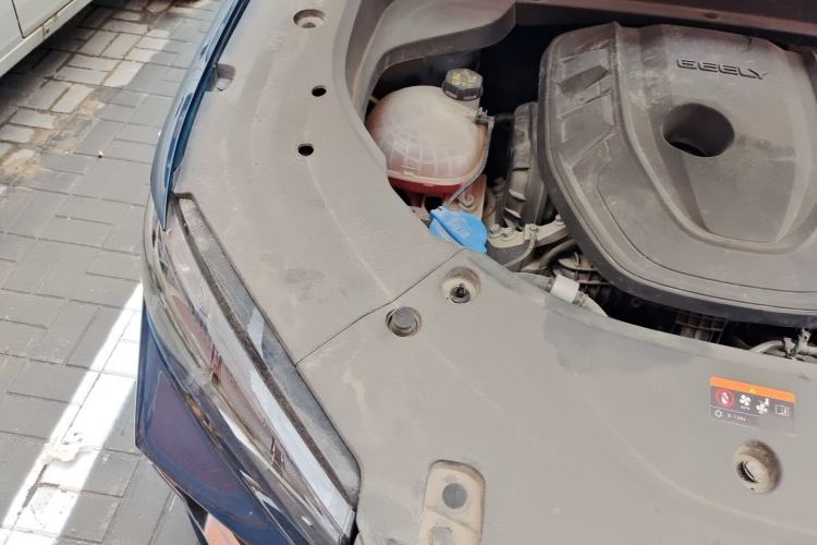 Used Geely Auto Monjaro L 2021 2.0TD DCT EVO Two-Wheel Drive Smart Luxury Version Engine Bay Right