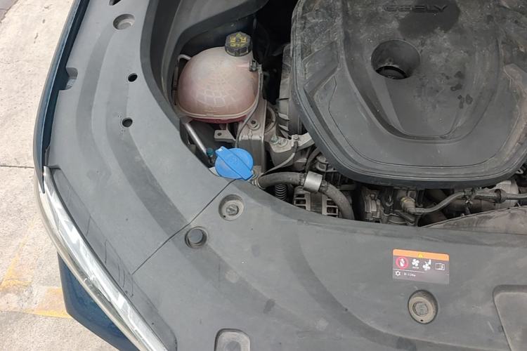 Used Geely Auto Monjaro L 2021 2.0TD DCT EVO Two-Wheel Drive Prestige Version Engine Bay Right