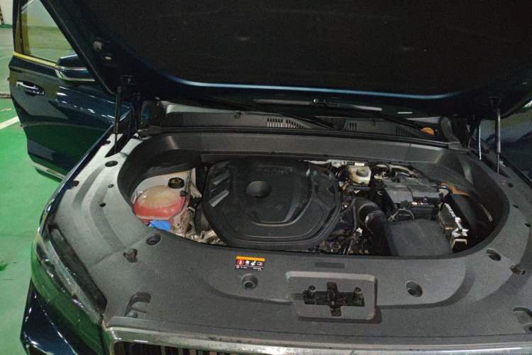 Used Geely Auto Monjaro L 2021 2.0TD DCT EVO Two-Wheel Drive Smart Luxury Version Engine Bay Right