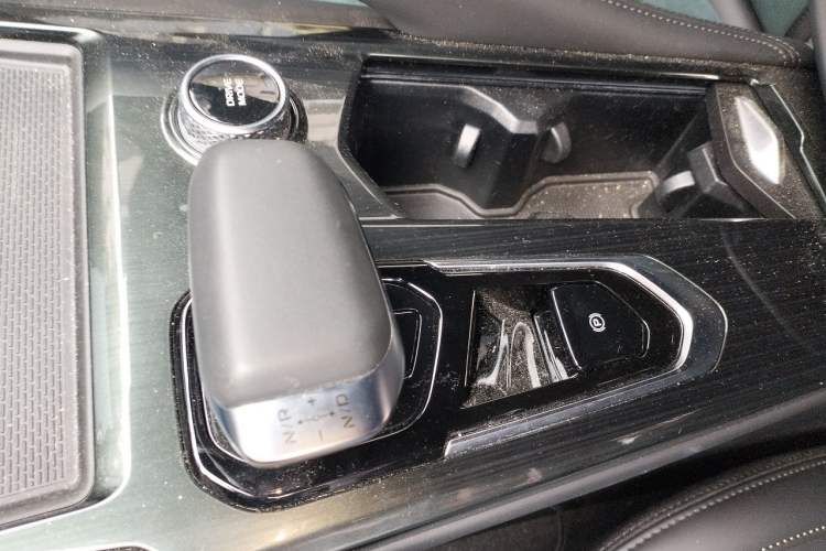 Used Geely Auto Monjaro L 2021 2.0TD DCT EVO Two-Wheel Drive Smart Luxury Version Gear Lever