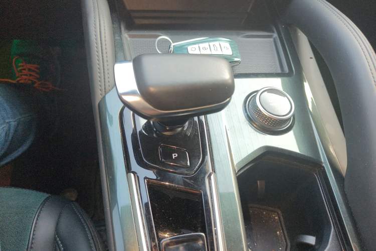 Used Geely Auto Monjaro L 2021 2.0TD High-Power Automatic All-Wheel-Drive Flagship Version Gear Lever