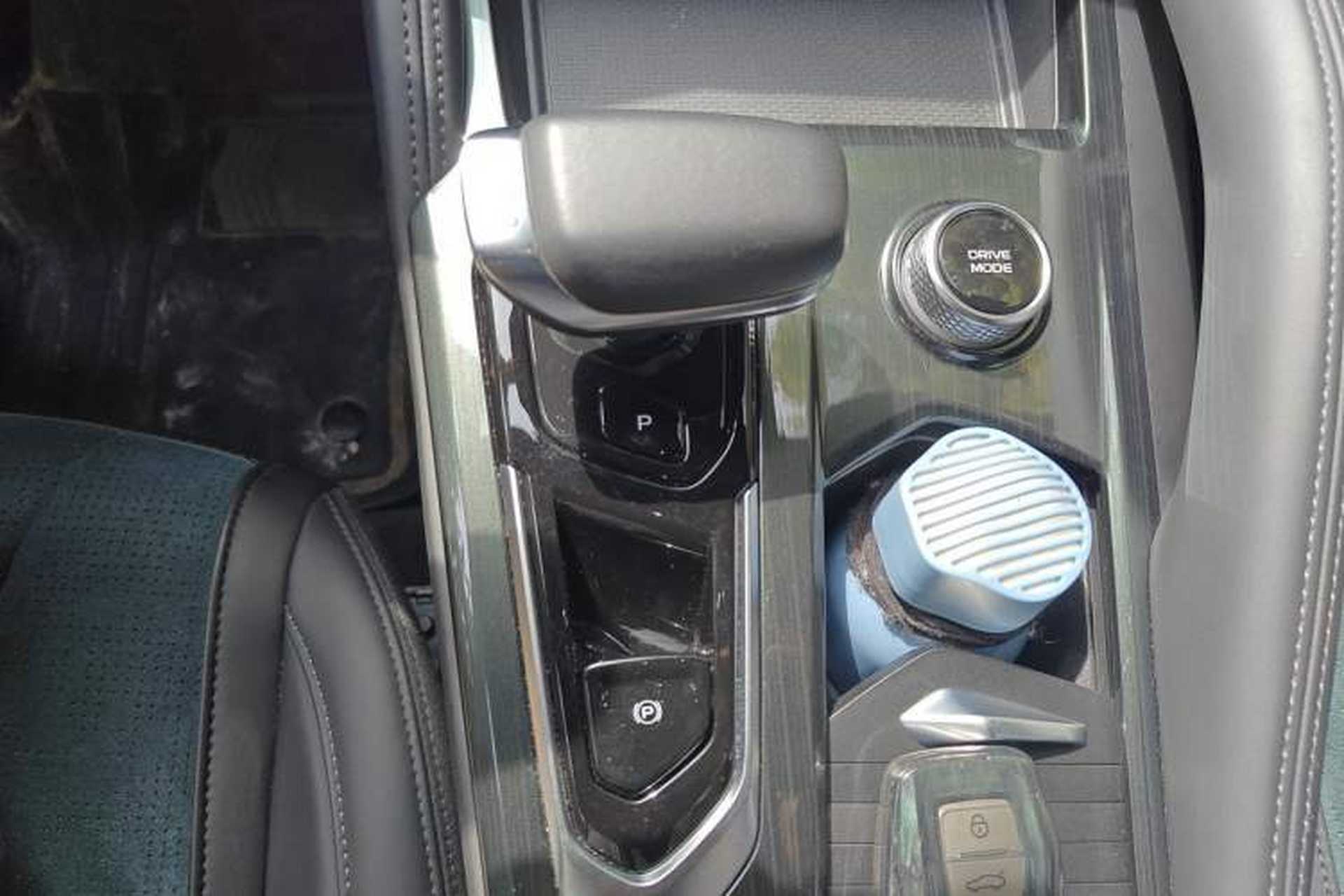 Used Geely Auto Monjaro L 2021 2.0TD DCT EVO Two-Wheel Drive Prestige Version Gear Lever