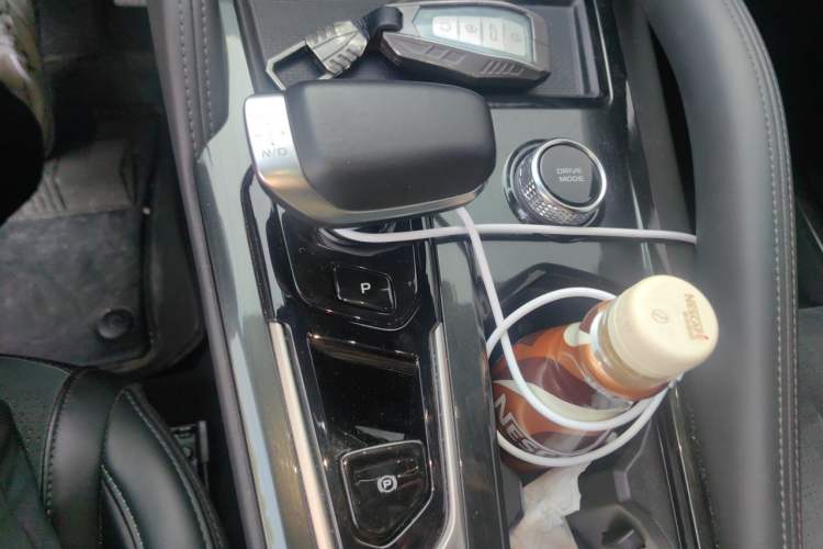 Used Geely Auto Monjaro L 2021 2.0TD High-Power Automatic All-Wheel-Drive Flagship Version Gear Lever