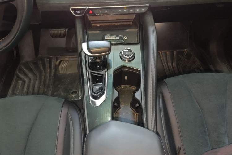 Used Geely Auto Monjaro L 2021 2.0TD DCT EVO Two-Wheel Drive Smart Luxury Version Gear Lever
