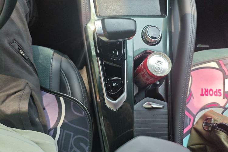 Used Geely Auto Monjaro L 2021 2.0TD DCT EVO Two-Wheel Drive Smart Luxury Version Gear Lever