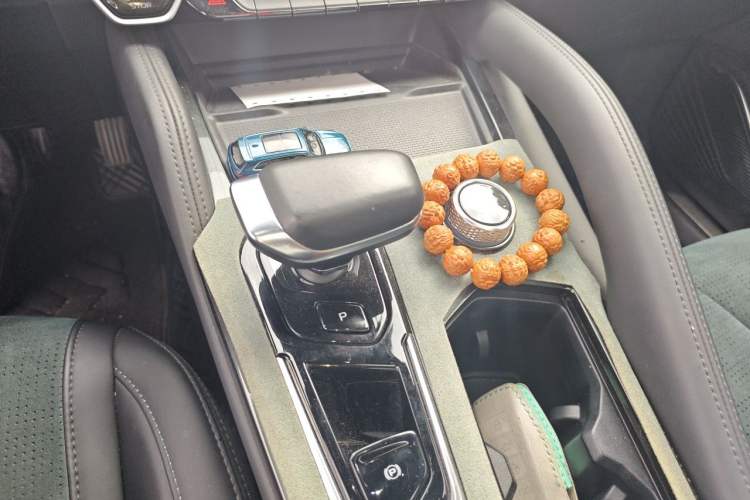Used Geely Auto Monjaro L 2021 2.0TD High-Power Automatic All-Wheel-Drive Flagship Version Gear Lever