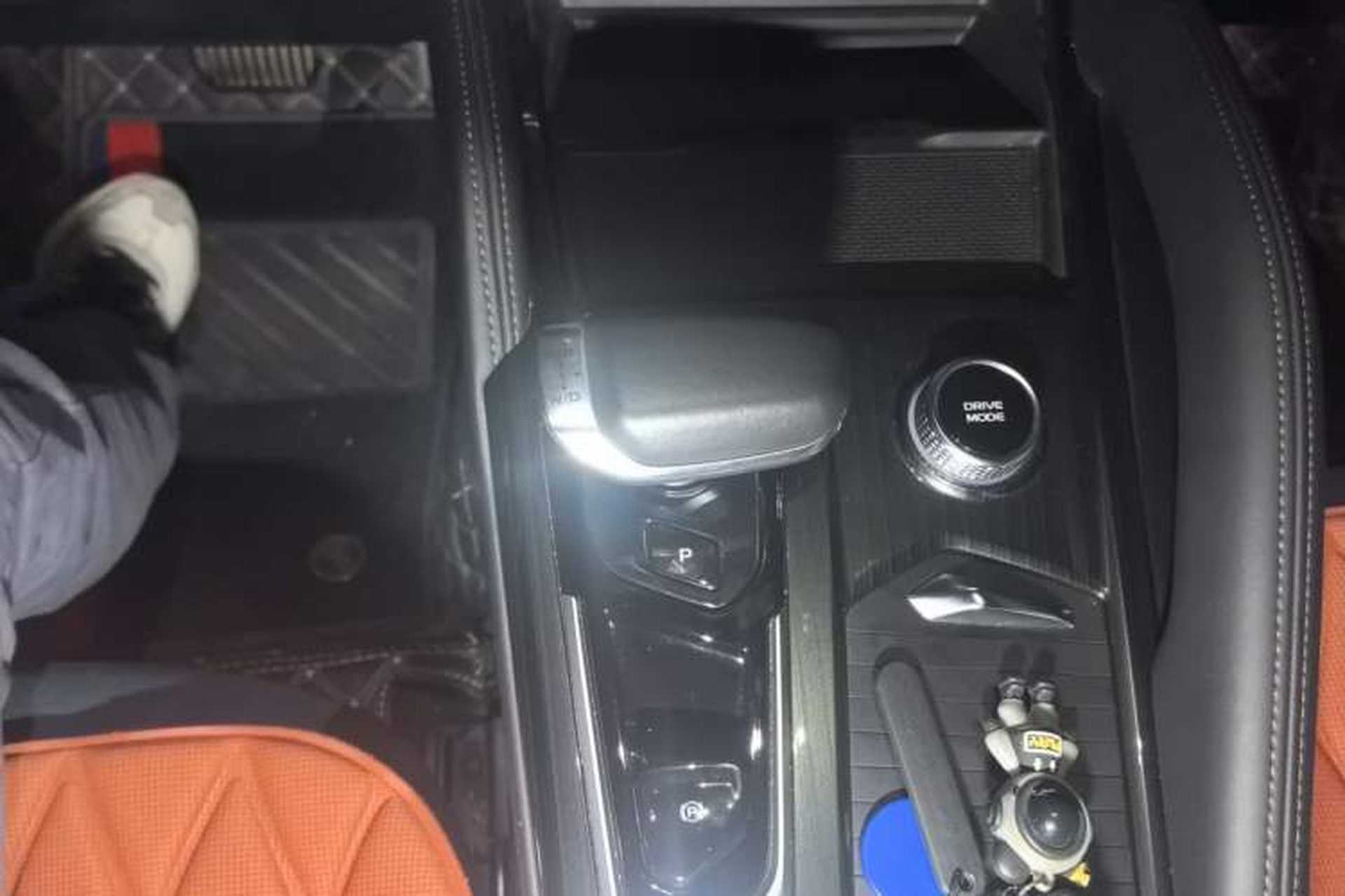 Used Geely Auto Monjaro L 2021 2.0TD High-Power Automatic All-Wheel-Drive Flagship Version Gear Lever