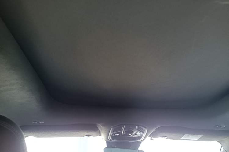 Used Geely Auto Monjaro L 2021 2.0TD High-Power Automatic All-Wheel-Drive Flagship Version Headliner